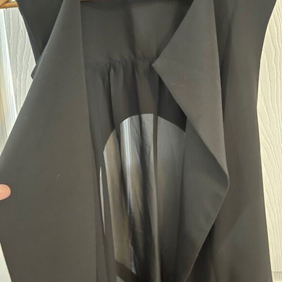 Chic long tunic style multi-media vest - Picture 3 of 6